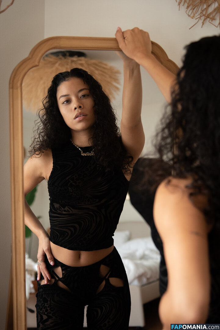 Jalisa Rey / jalisa.rey / veganbaddie Nu OnlyFans  Foto vazada #1