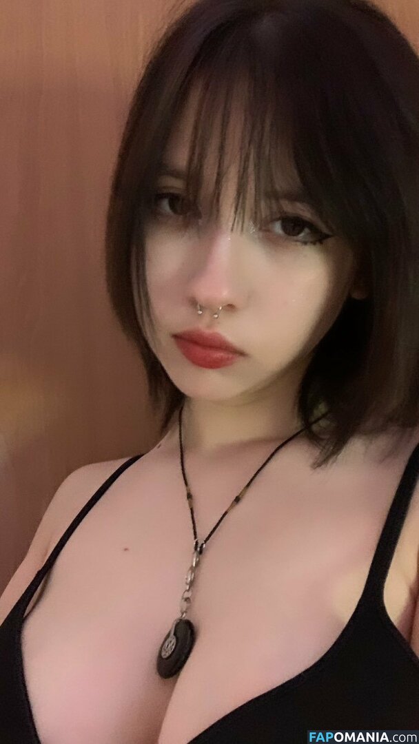 kusuoveki / kusuovk / vekikusuo / vekita / vekitk Nu OnlyFans  Foto vazada #11