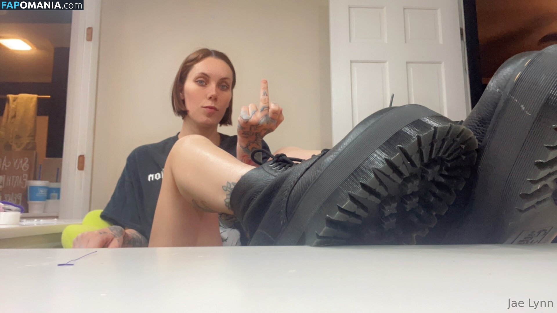 tatsandtoes813 / velvet_trixxx_free Nu OnlyFans  Foto vazada #3