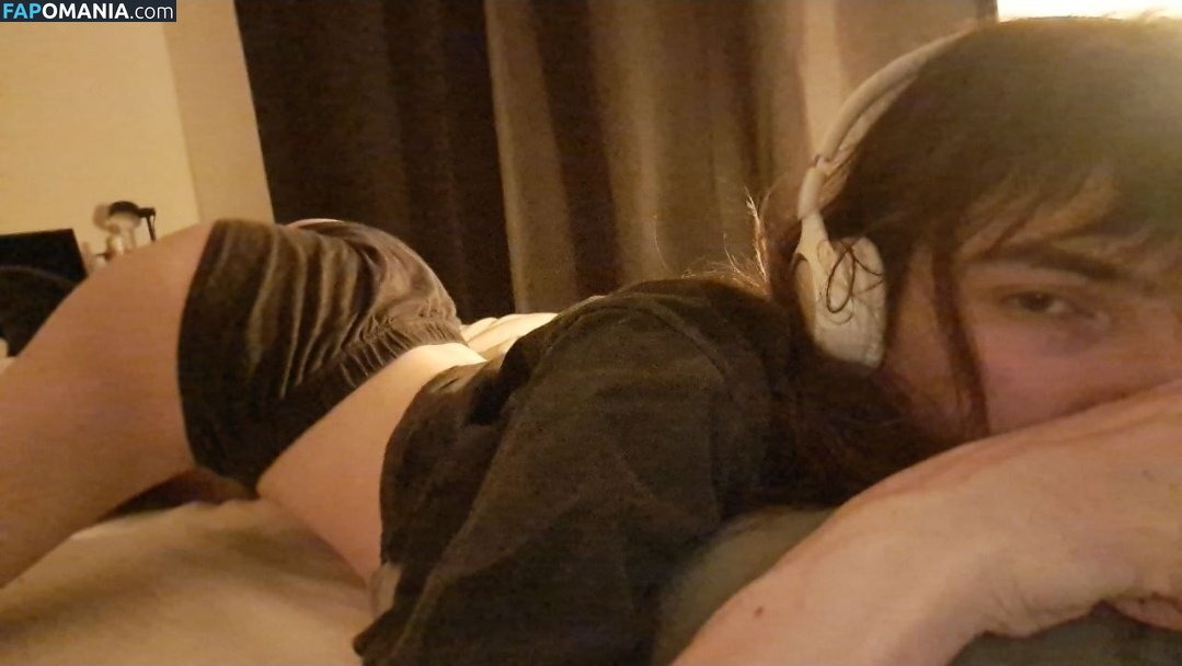 https: / veharxe / venussyinbio / venuswillow_ / venuswolfgirl / venuswolfgirl... / vewolfxe Nu OnlyFans  Foto vazada #10