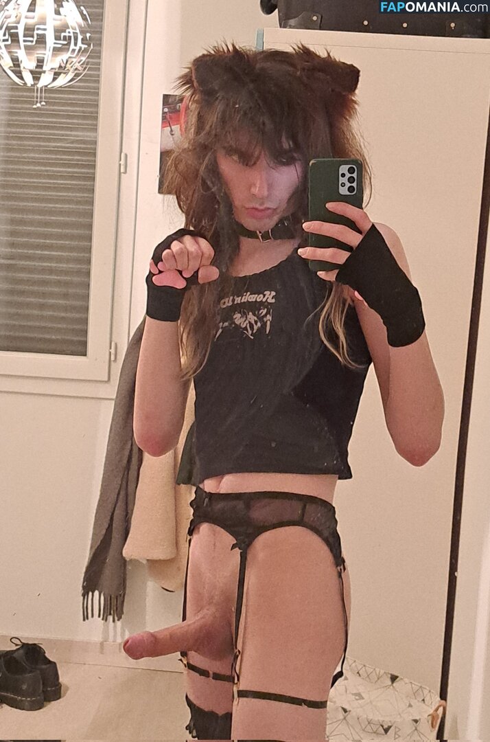 https: / veharxe / venussyinbio / venuswillow_ / venuswolfgirl / venuswolfgirl... / vewolfxe Nu OnlyFans  Foto vazada #14