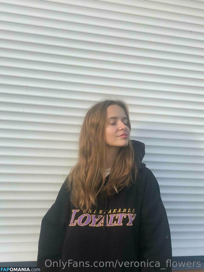 mzlovinmyself / veronica_flowers Nu OnlyFans  Foto vazada #58