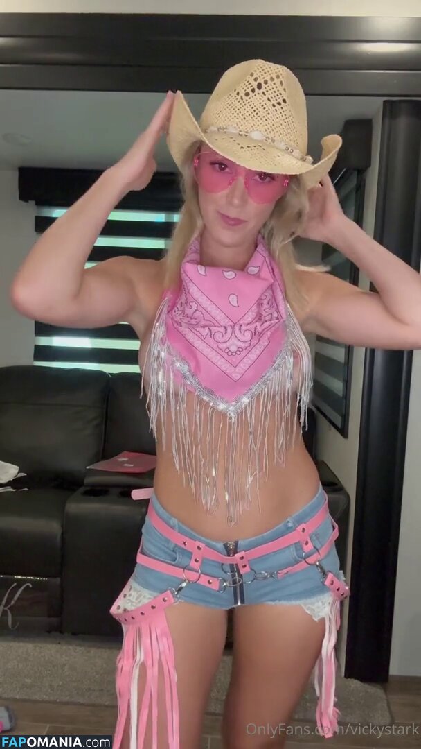 Vicky Stark / vickystark / vickystarkfishing Nu OnlyFans  Foto vazada #93