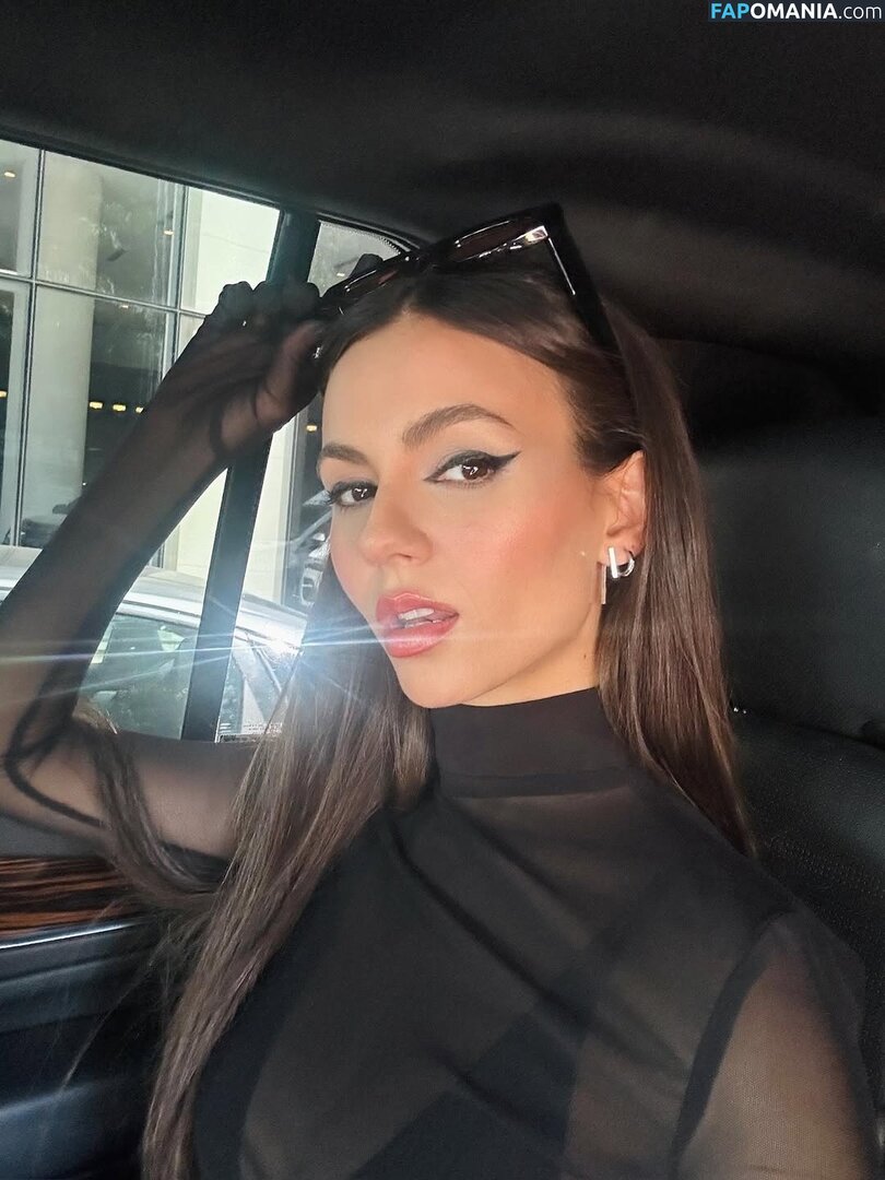 Victoria Justice / https: / victoriajustice Nu OnlyFans  Foto vazada #9