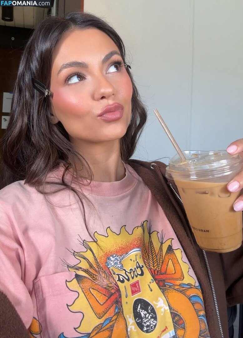Victoria Justice / https: / victoriajustice Nu OnlyFans  Foto vazada #40