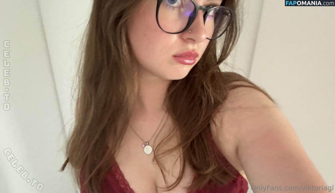 Viktoria Glebov / https: / viktoria.gle / viktoriagl Nu OnlyFans  Foto vazada #3