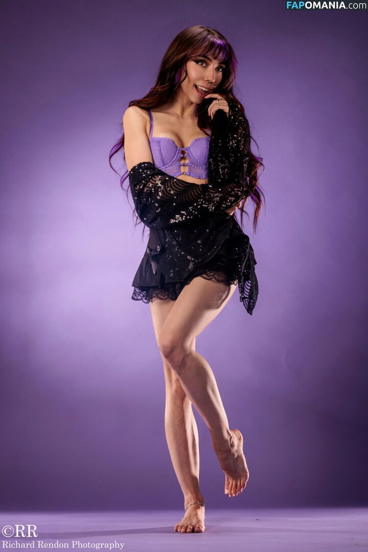 AnythingForVi / GoddessViolet / VioletDivine / violetdivinee Nu OnlyFans  Foto vazada #1