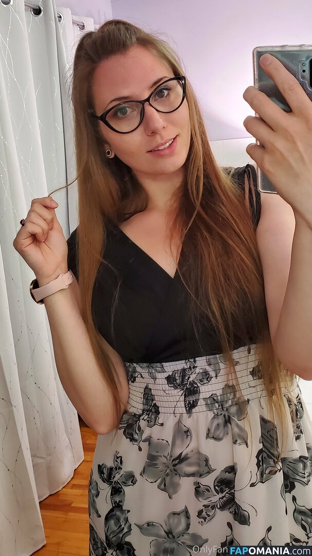 Violet Fugazzi / violet.fugazzi / violetfugazzi / violetsvip Nu OnlyFans  Foto vazada #2