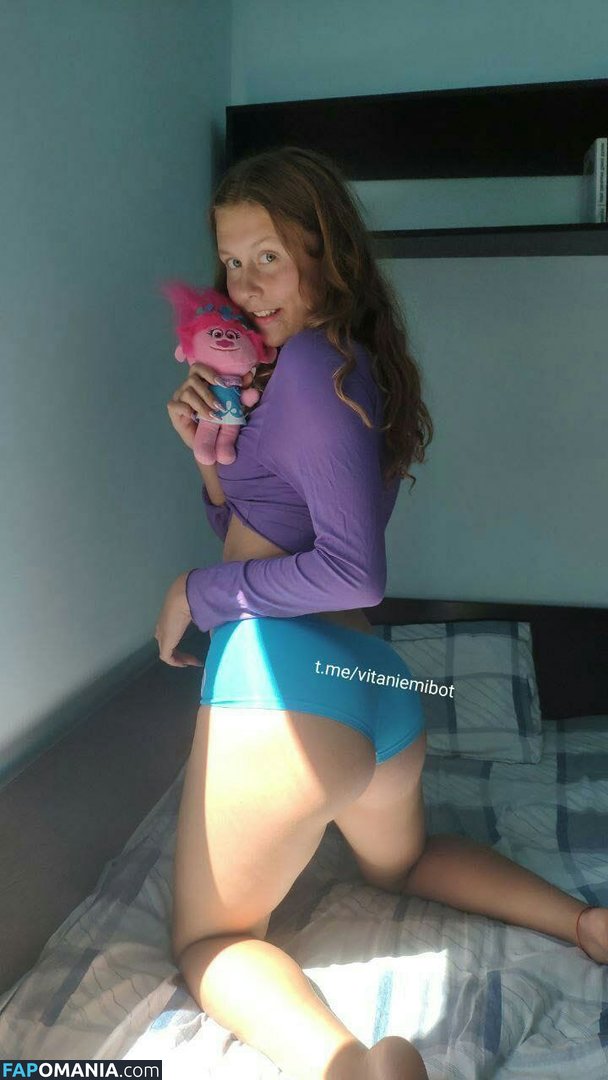 _vitaniemi01 / bloom.xvi / nayane_vitali01 / vitaniemi Nu OnlyFans  Foto vazada #78