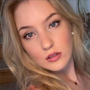 Vivien_esc