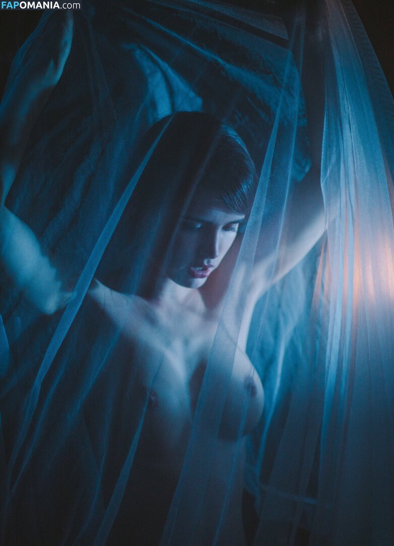 Vlada Erofeeva / vlada_erofeeva_ Nu OnlyFans  Foto vazada #24