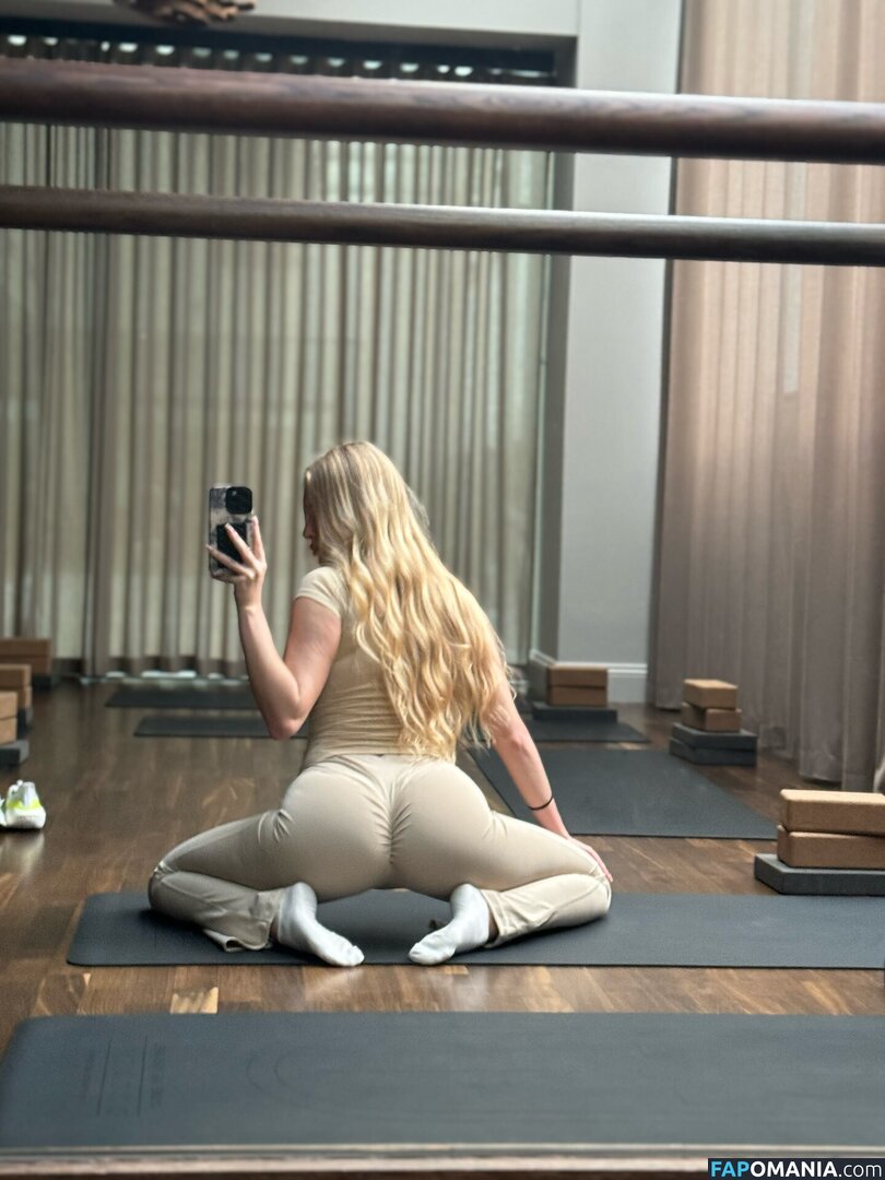Vlada Dobryak / Vladababy / Vladaelfie Nu OnlyFans  Foto vazada #328