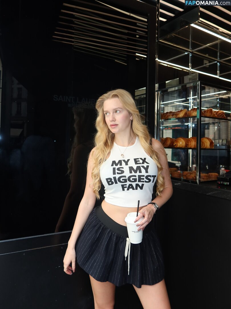 Vlada Dobryak / Vladababy / Vladaelfie Nu OnlyFans  Foto vazada #350
