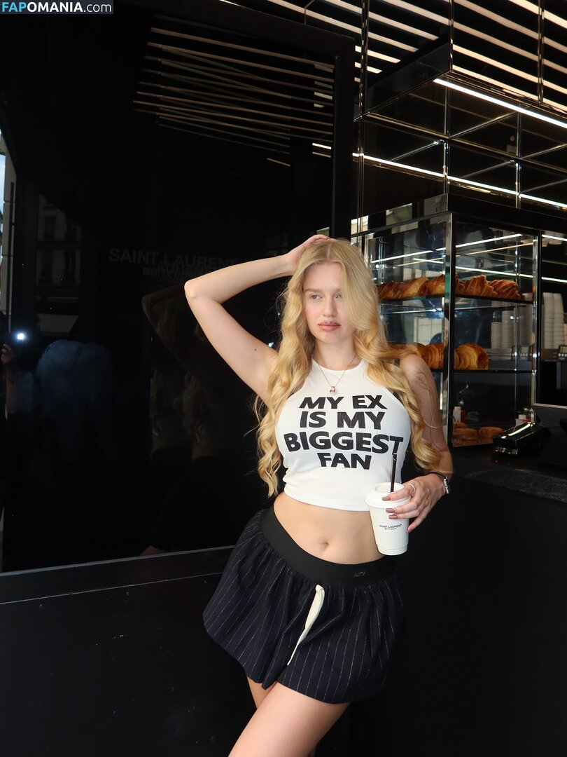 Vlada Dobryak / Vladababy / Vladaelfie Nu OnlyFans  Foto vazada #352