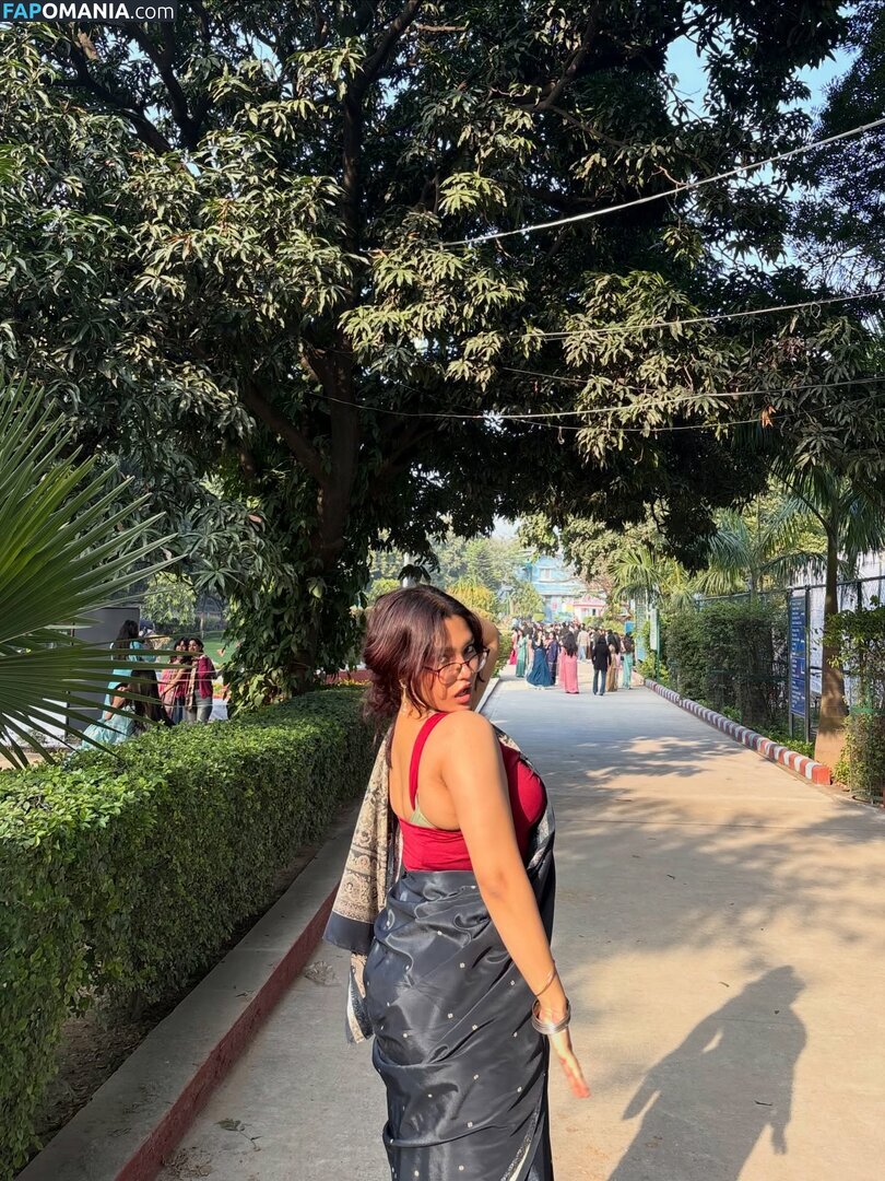 vr / vrindardddd_ Nu OnlyFans  Foto vazada #32