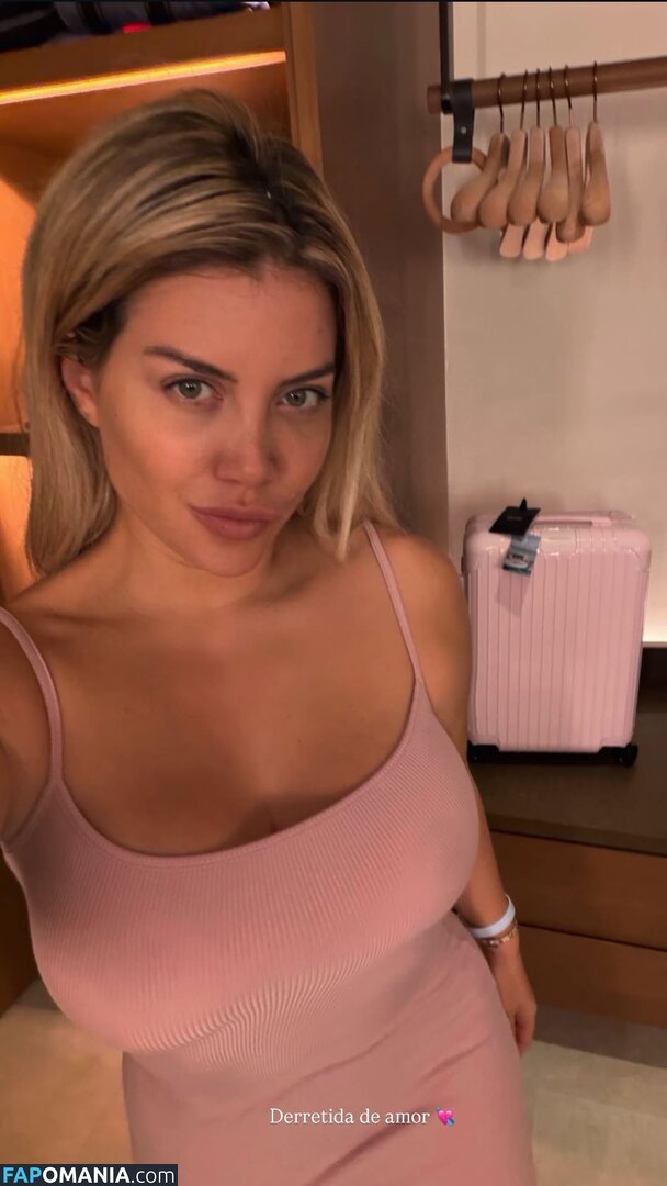 Icardi / Wanda Nara / badbitchwan / wanda_nara / wanditanara Nu OnlyFans  Foto vazada #510