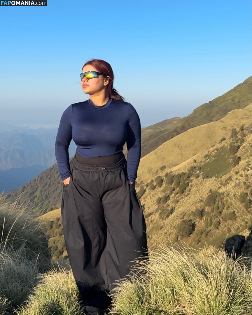 Wanderlust.rawat / ammu_rawat19 Nu OnlyFans  Foto vazada #7