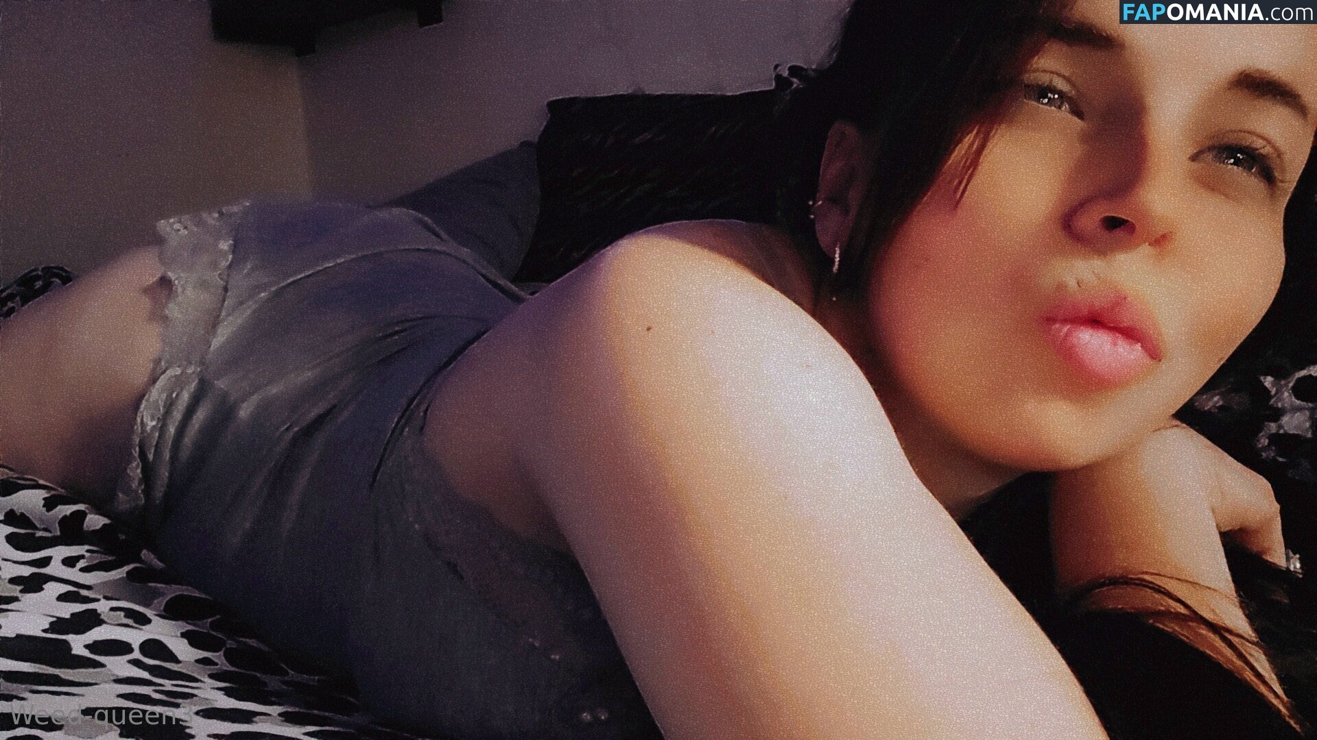 weedqueen33 / weedqueenofficialpage Nu OnlyFans  Foto vazada #12