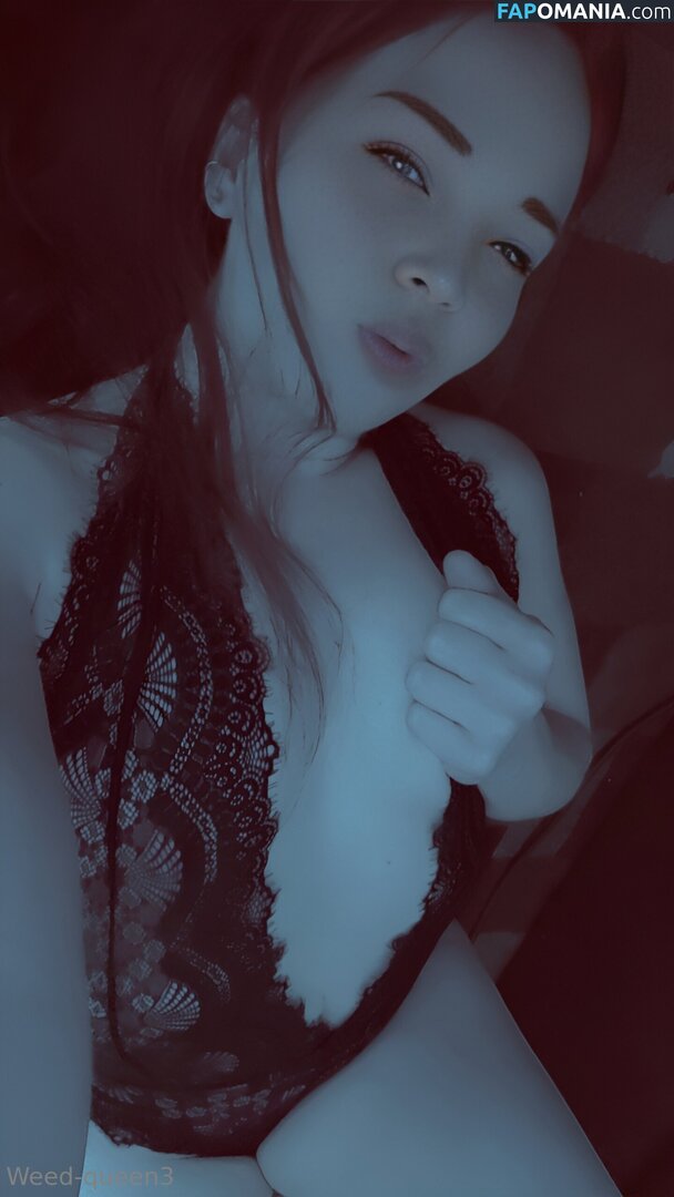 weedqueen33 / weedqueenofficialpage Nu OnlyFans  Foto vazada #20