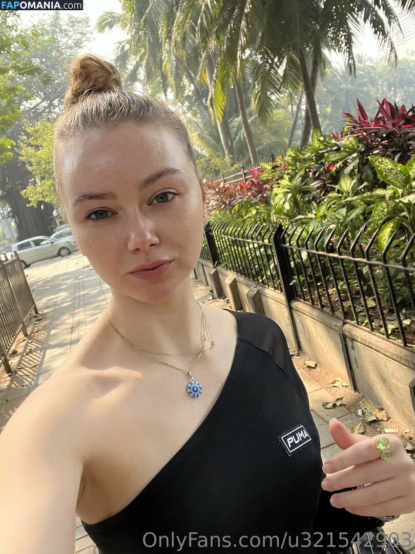 whitewee / whitewee4 Nu OnlyFans  Foto vazada #3