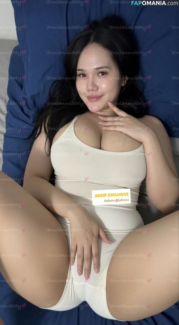 fitriwln / https: / wulannukhty / xxbbywlnn Nu OnlyFans  Foto vazada #14