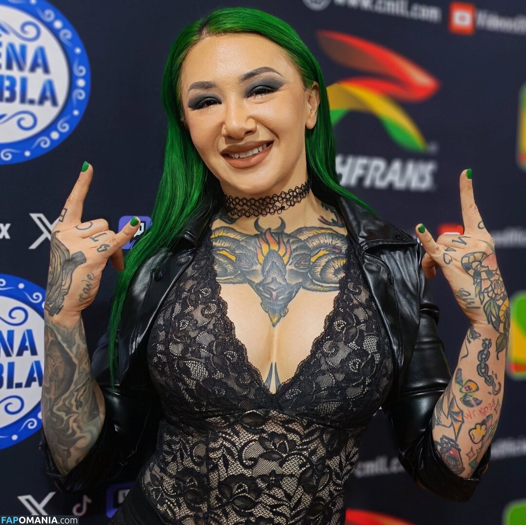 Shotzi Blackheart / ShotziWWE / WWE Shotzi Nu OnlyFans  Foto vazada #16