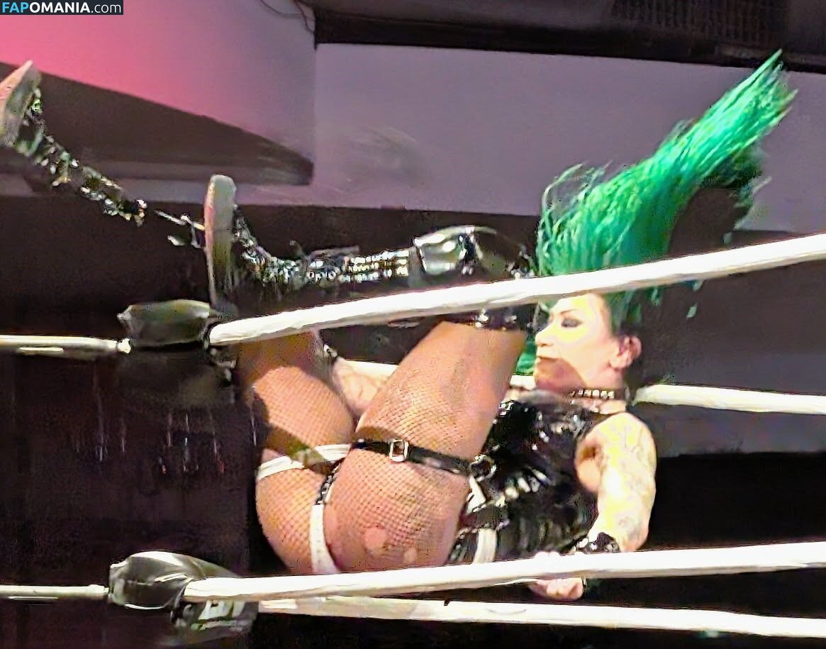 Shotzi Blackheart / ShotziWWE / WWE Shotzi Nu OnlyFans  Foto vazada #28