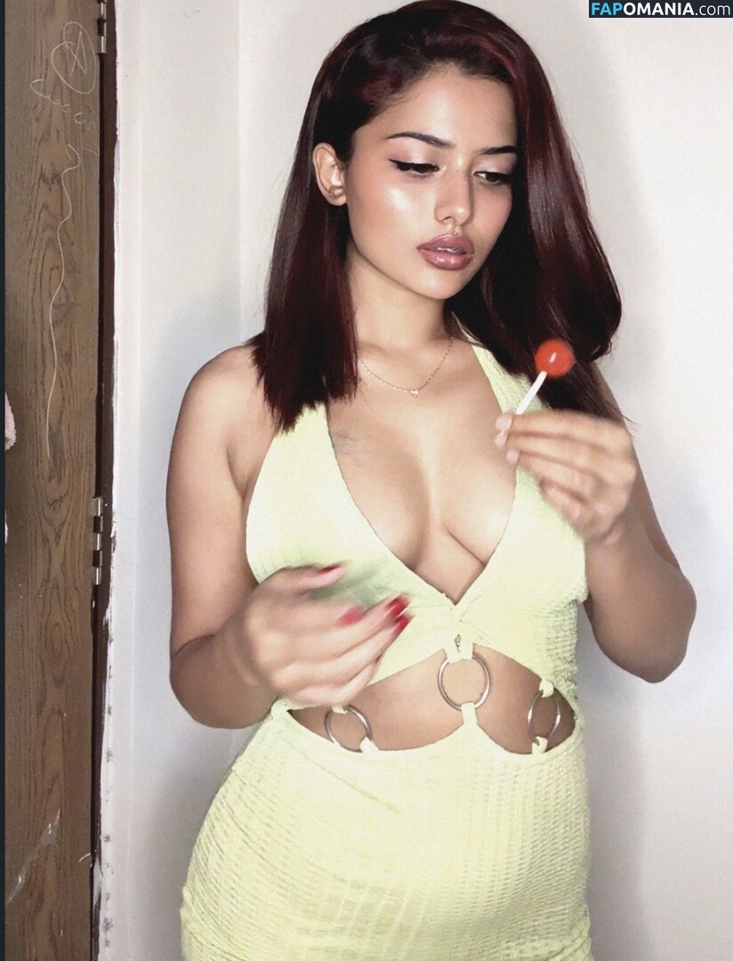 god.ess23 / wwildrosee Nu OnlyFans  Foto vazada #21
