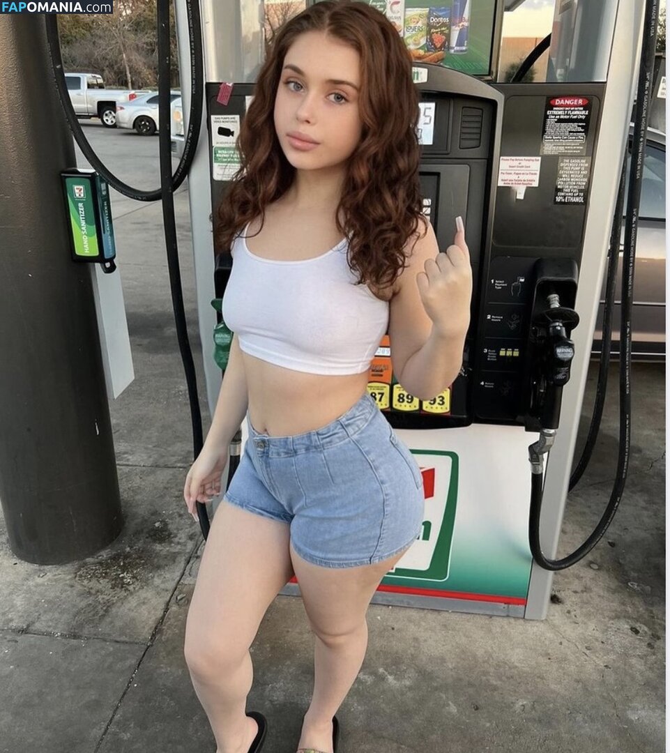 juliaaluv1 / xoxojulia / xoxojuliaa Nu OnlyFans  Foto vazada #3