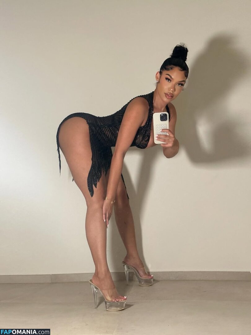 Tiona Fernan / xttiona / xttionaffernan Nu OnlyFans  Foto vazada #298