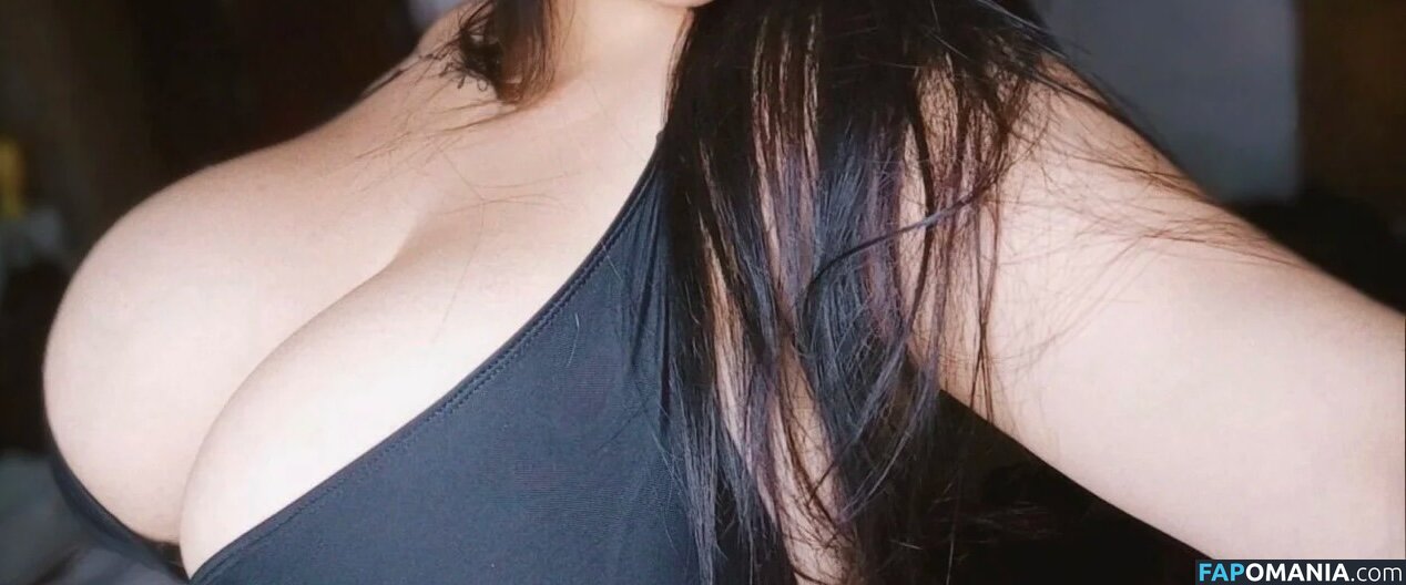 Yael Castillo / Yaelcastill0 / yaecaastillo Nu OnlyFans  Foto vazada #18
