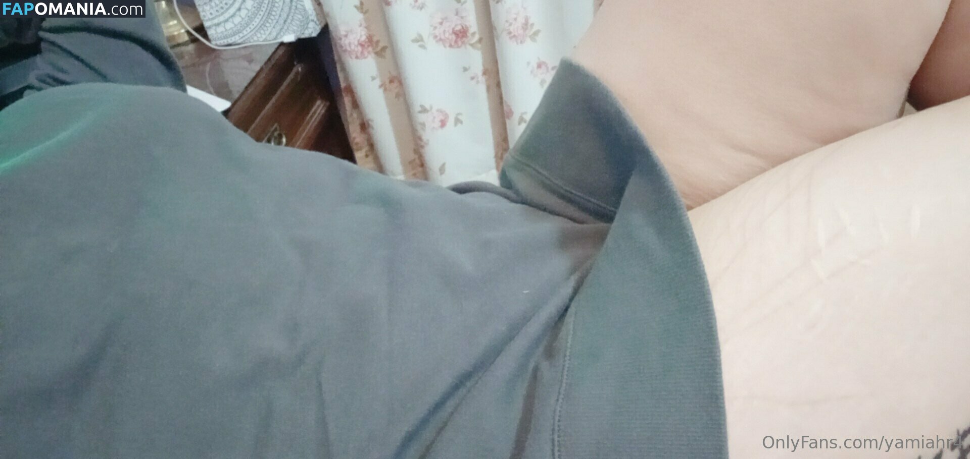 alesxdisdafxith20 / yamiahr4 Nu OnlyFans  Foto vazada #13