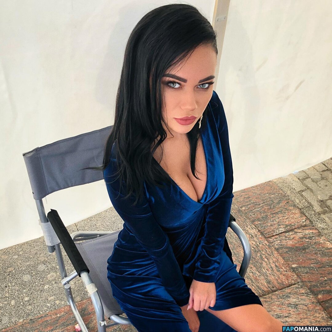 Yana Koshkina / yana_koshkina_official Nu OnlyFans  Foto vazada #9
