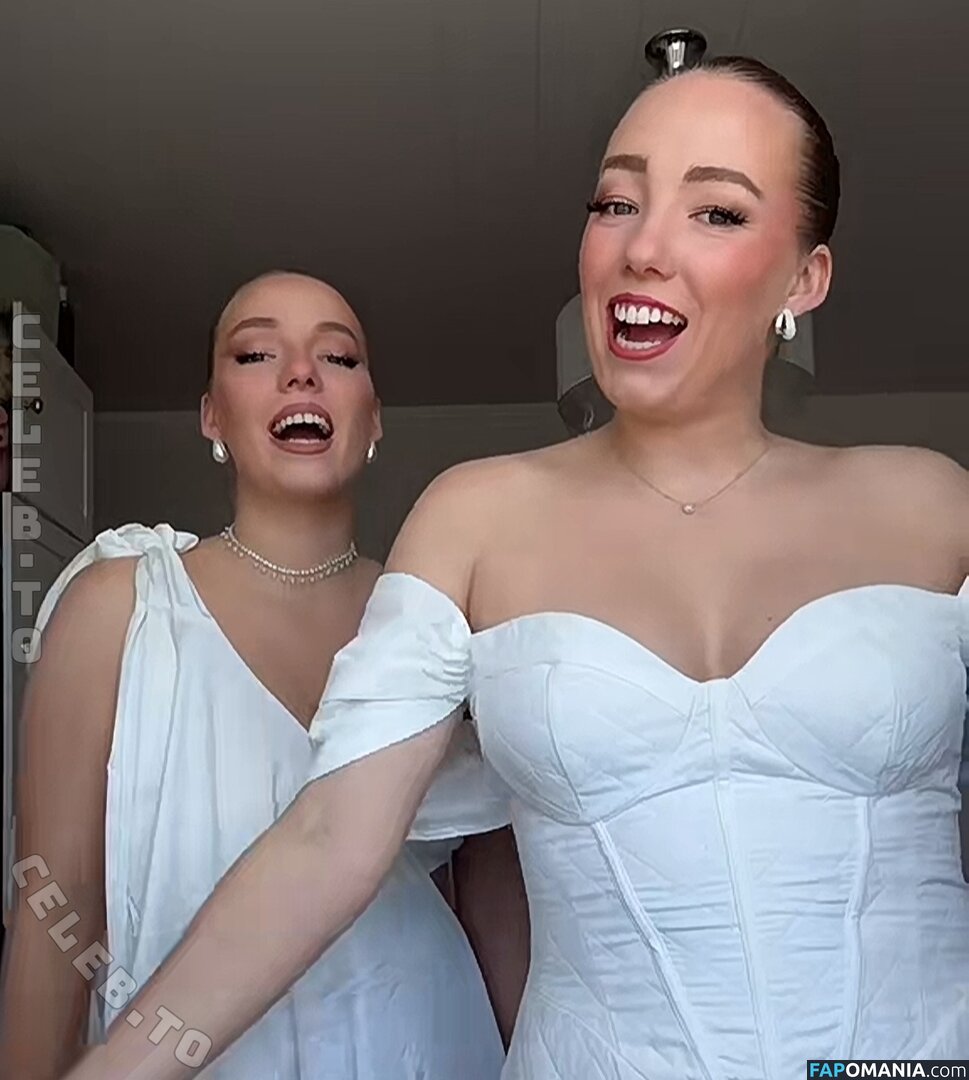 Yana & Tayisiya Morderger / yanusik_97_ Nu OnlyFans  Foto vazada #6