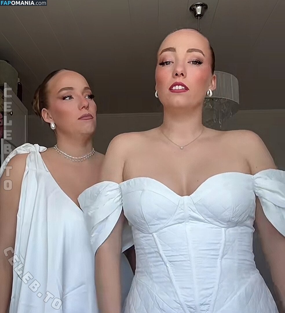 Yana & Tayisiya Morderger / yanusik_97_ Nu OnlyFans  Foto vazada #8