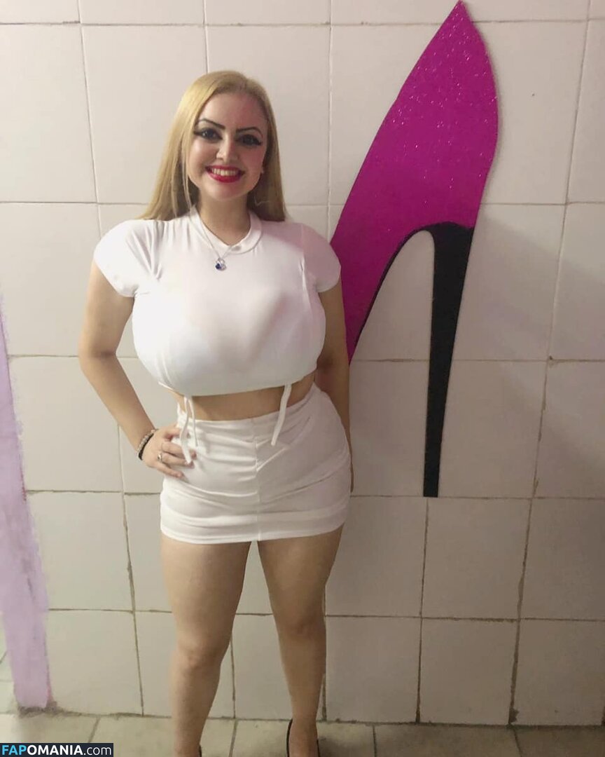 yaninatttula / yaninatttula13 Nu OnlyFans  Foto vazada #1