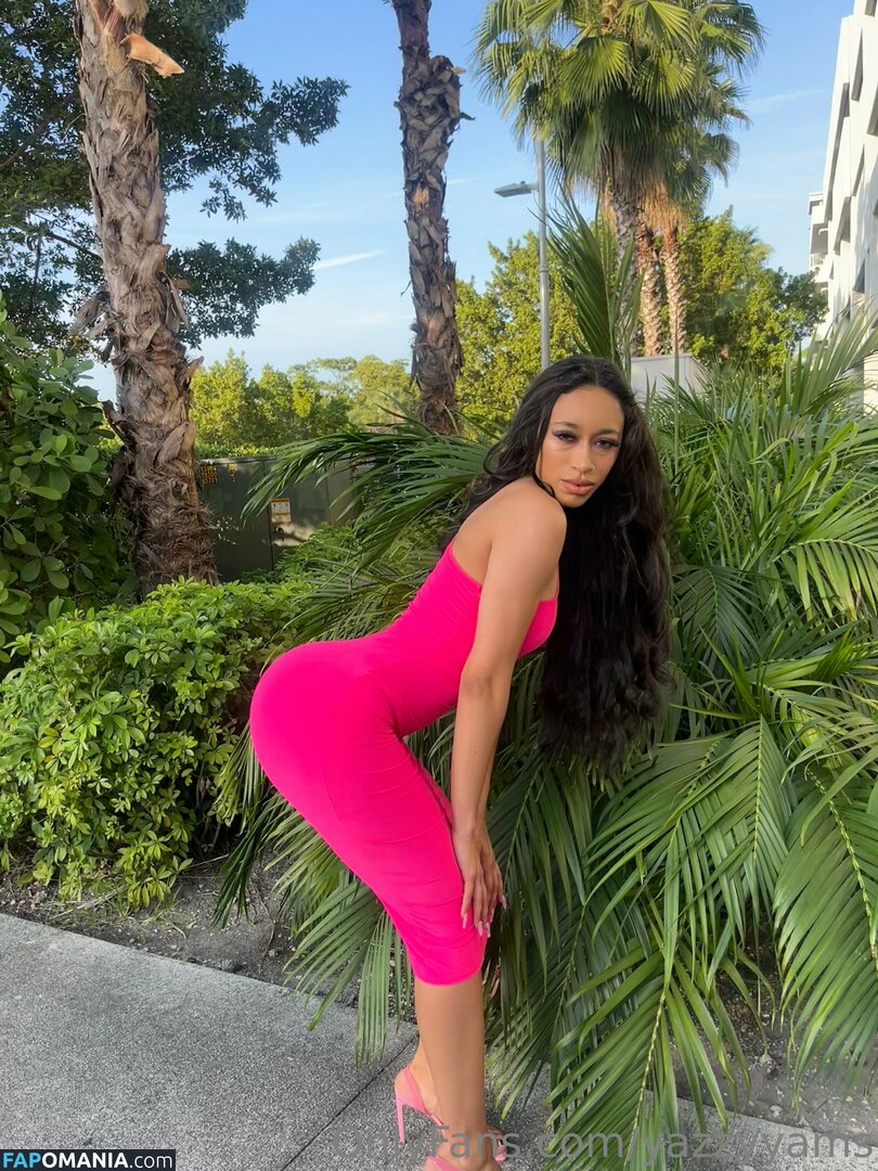 Queen Yasmeena / yazzylonglegs / yazzyyams Nu OnlyFans  Foto vazada #423
