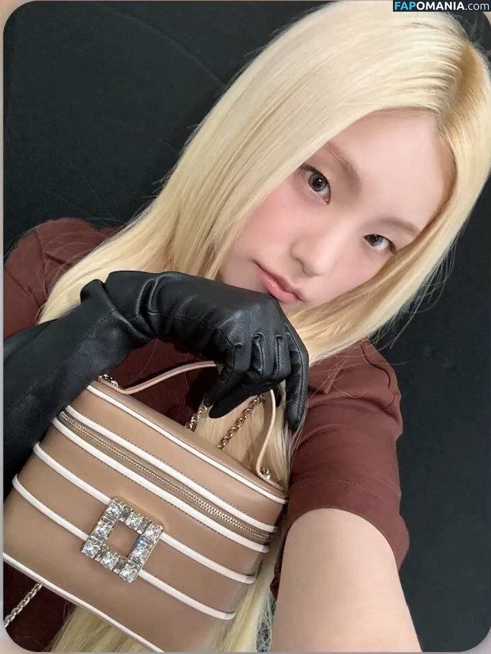 Hwang Ye-ji / ITZY (예지 / Yeji / yezyizhere Nu OnlyFans  Foto vazada #19