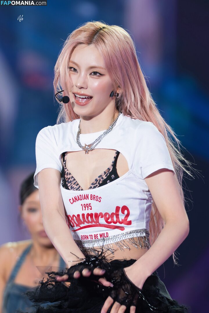 Hwang Ye-ji / ITZY (예지 / Yeji / yezyizhere Nu OnlyFans  Foto vazada #50