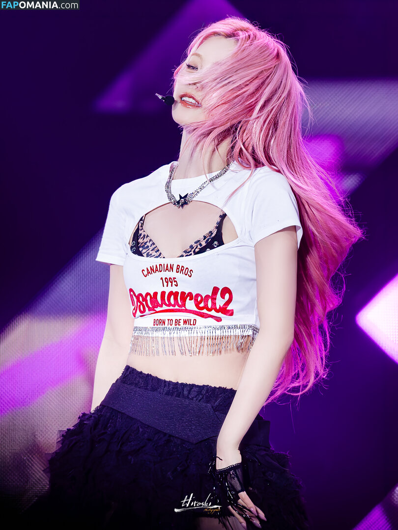 Hwang Ye-ji / ITZY (예지 / Yeji / yezyizhere Nu OnlyFans  Foto vazada #52
