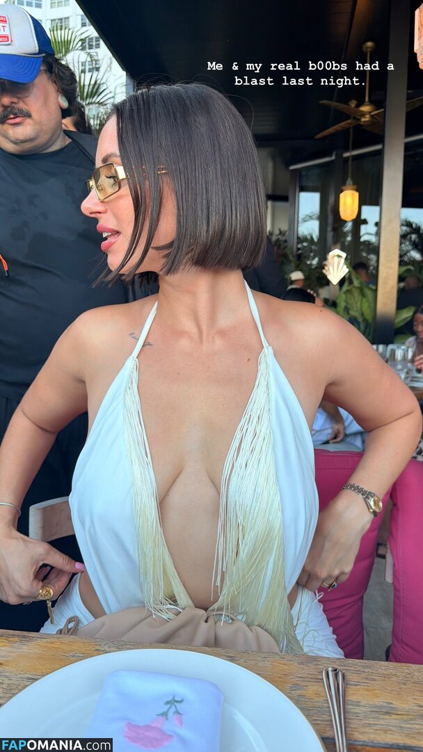 Yesjulz / https: / yesjulztv Nu OnlyFans  Foto vazada #51