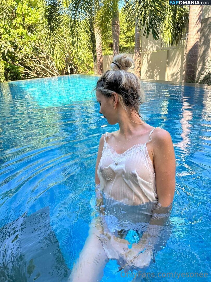  / ariaaback / arialll / yesonee Nu OnlyFans  Foto vazada #159