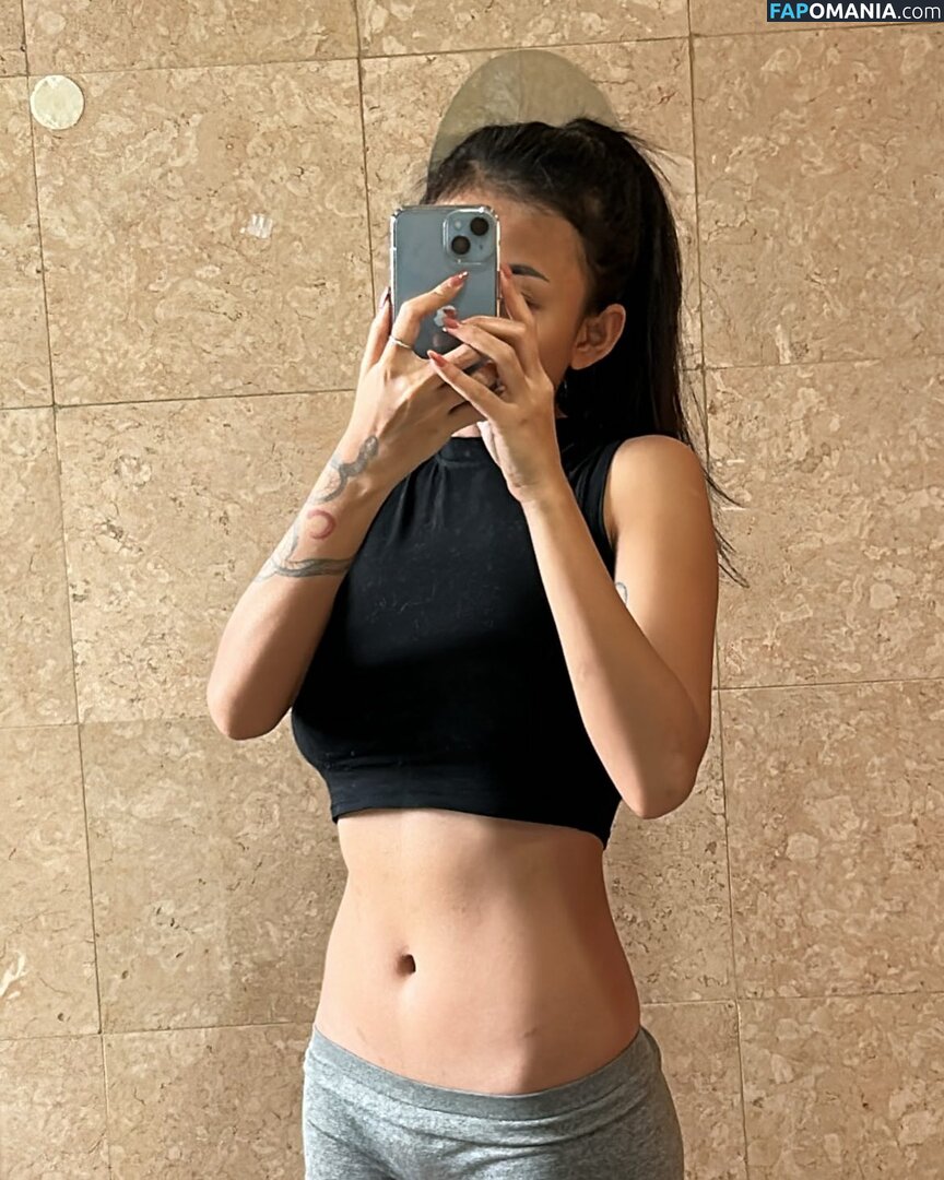 5leepyhead_ / Yeti Kurnia / https: / notp0cahonta5 Nu OnlyFans  Foto vazada #1