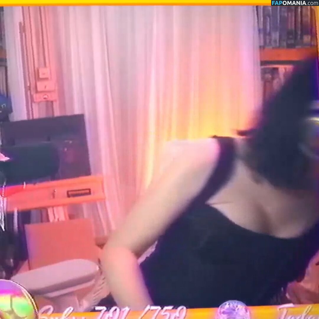 Yogscast Bouphe / bouphe / bouphemagic Nu OnlyFans  Foto vazada #17