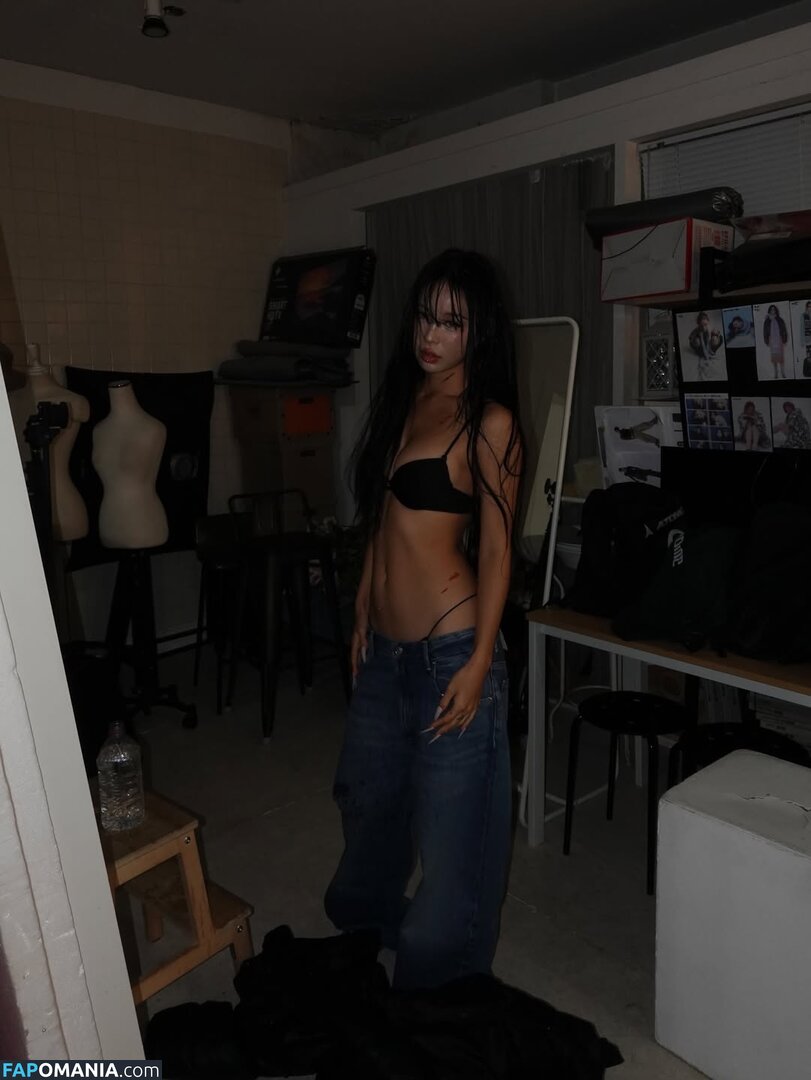 YOUHA_OFFICIAL / Youha 유하 / https: / u_youha Nu OnlyFans  Foto vazada #6