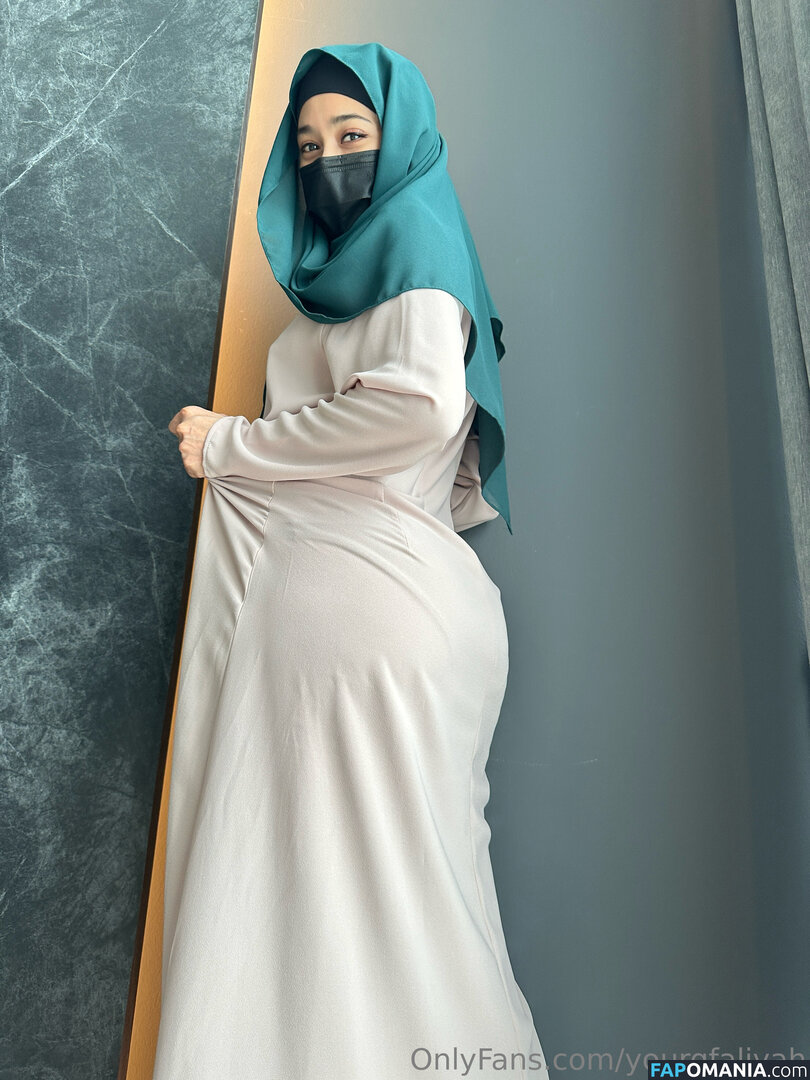 yofavvniyaa / yourgfaliyah Nu OnlyFans  Foto vazada #35