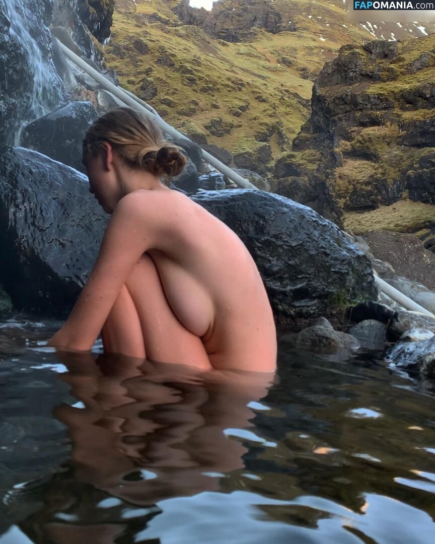 Yourina / https: / you.rina / you.rinka Nu OnlyFans  Foto vazada #425