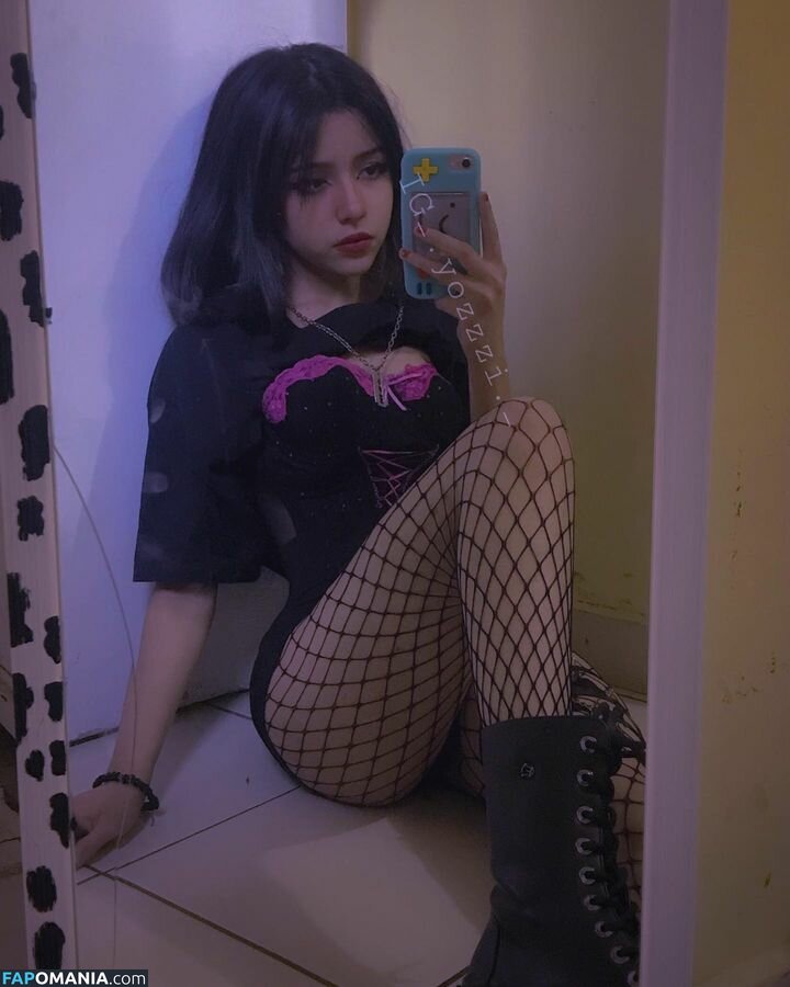 Tokyyo00 / _.yozzzi._ / yozzz.x0 Nu OnlyFans  Foto vazada #4