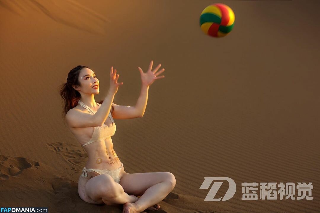 Yuan Herong / yuanherong.1229 Nu OnlyFans  Foto vazada #11