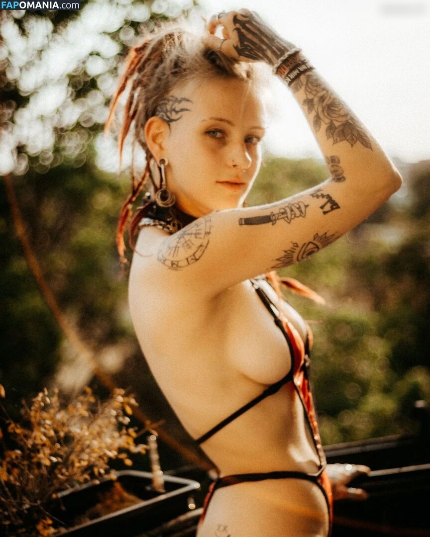 Yuka Vilano / shalashinika / yuka.vilano Nu OnlyFans  Foto vazada #65